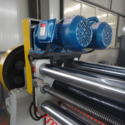 Trụ cuộn cán điện 1400mm cho dây chuyền sản xuất giấy cuộn sóng thực