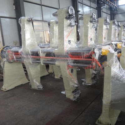 Trụ cuộn cán điện 1400mm cho dây chuyền sản xuất giấy cuộn sóng thực